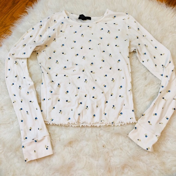 Forever 21 flowery white crop top - Picture 2 of 2